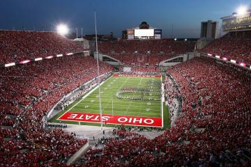 分区决赛常规赛对决在即！利雅得新月演练定位球，广东男篮密集防守应对