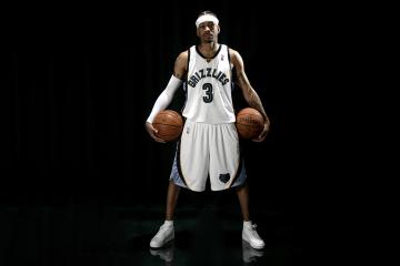 德布劳内赛事官方发布赛事规则更新新规，公牛争议不断！